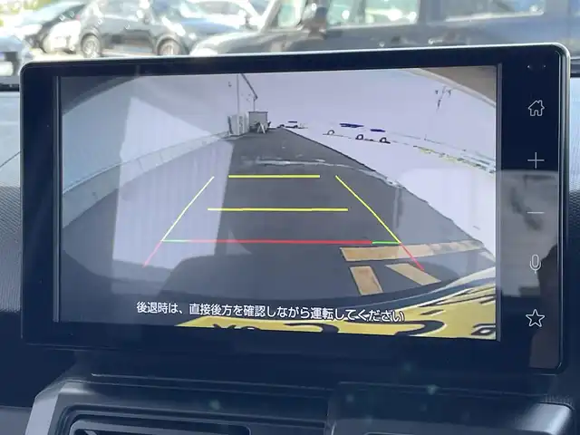 ダイハツ タフト G クロムベンチャー 佐賀県 2025(令7)年 0.5万km ブラックマイカメタリック 純正9型ディスプレイオーディオ/・AM/FM/フルセグ/BT//・Appple Car Play/Android Auto//シートヒータ「運転席/助手席」/ガラスルーフ/USB入力端子/HDMI入力端子/LEDヘッドライト/・オートマチックハイビーム/電動パーキングブレーキ/・オートホールド機能付/スマートキー/純正フロアマット/純正ドアバイザー/新車保証書/取扱説明書/スペアキー1本/スマートアシスト/・衝突回避支援ブレーキ機能（対車両・対歩行者）/・誤発進抑制制御機能（前方・後方）/・ブレーキ制御付誤後進抑制機能/・車線逸脱警報機能/・車線逸脱抑制制御機能/・路側逸脱警報機能/・ふらつき警報機能/・先行車発進お知らせ機能/・標識認識機能/・全車速追従機能付アダプティブクルーズコントロール（ACC）/・レーンキープコントロール（LKC）/・VSC（横滑り防止装置）/・TRC（トラクションコントロール）/・ヒルホールドシステム/・エマージェンシーストップシグナル