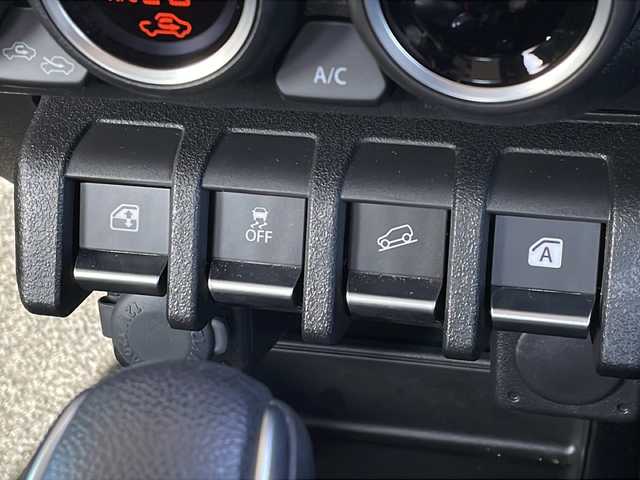 スズキ ジムニー XC 長野県 2025(令7)年 0.4万km ブルーイッシュブラックパール3 ４WD/スズキセーフティサポート /JAOSマッドフラップ/JAOSオーバーフェンダー/JAOSフロントブッシュバー/エンジンスターター/純正16インチアルミ/クルーズコントロール/コーナーセンサー /LEDヘッドライト/シートヒーター /ワンオーナー /保証書・取説・スペアキー