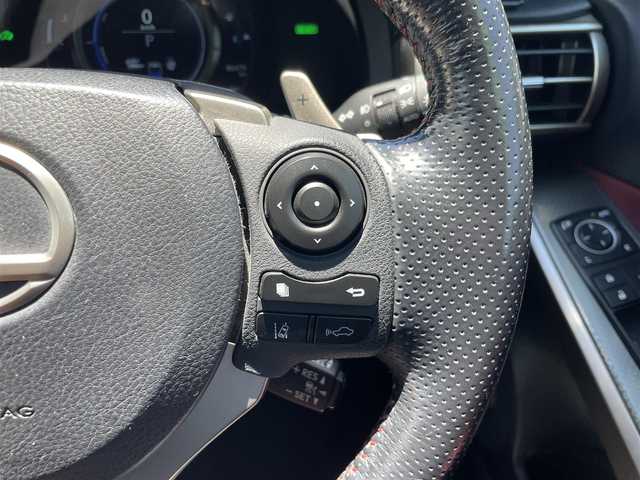 レクサス ＩＳ 300h Fスポーツ 福岡県 2015(平27)年 8.7万km マーキュリーグレーマイカ レクサスセーフティシステム/横滑り防止/盗難防止/バックカメラ/カーテンエアバッグ/レーンキープアシスト/コーナーセンサー/SDナビ/BT/フルセグTV/SDミュージック/USB/純正アルミホール/純正フロアマット/プッシュスタート/スマートキー/オートライト/オートハイビーム/LED/エアロパーツ