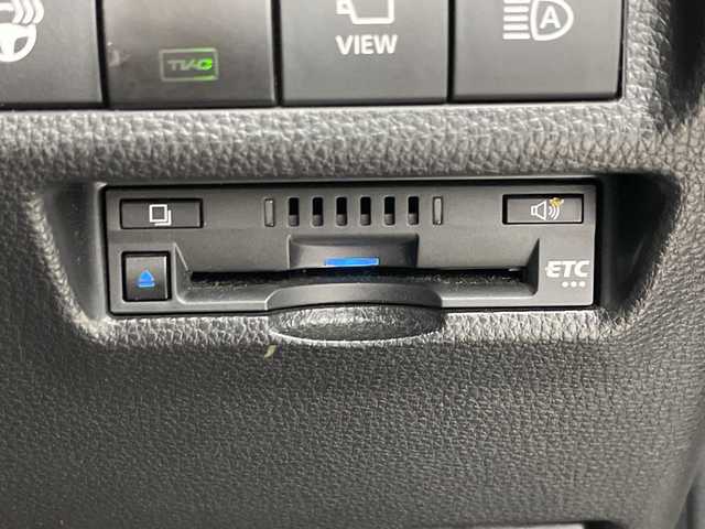 トヨタ ＲＡＶ４ G 愛知県 2022(令4)年 4.8万km ホワイトパールクリスタルシャイン 禁煙車/ワンオーナー/純正8インチナビ　/（フルセグTV/Ｂｌｕｅｔｏｏｔｈ/ＡｐｐｌｅＣａｒＰｌａｙ/USB)　/全方位カメラ/トヨタセーフティセンス/・プリクラッシュセーフティ/・レーンディパーチャーアラート/・レーントレーシングアシスト/・レーダークルーズコントロール/・オートマチックハイビーム/・ロードサインアシスト/・ブラインドスポットモニター/・パーキングサポートブレーキ/ＥＴＣ　/ステアリングヒーター/シートヒーター/シートベンチレーション/パワーシート/メモリシート/パワーバックドア/ルーフレール/純正18インチアルミホイール/スマートキー/プッシュスタート/LEDヘッドライト/フロントフォグランプ/オートライト/純正フロアマット/横滑り防止装置/電子パーキングブレーキ/オートホールド
