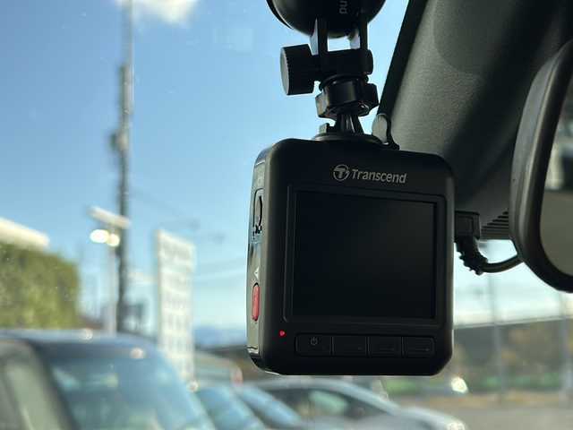 ダイハツ キャスト アクティバ G SAⅡ 山形県 2016(平28)年 7.8万km ディープブルークリスタルマイカ 4WD/スマートアシスト/(衝突回避支援ブレーキ機能衝突警報機能/車線逸脱警報機能/誤発進抑制制御機能)/コーナーセンサー/純正ナビ/バックカメラ/LEDオートライト/フォグランプ/前方ドライブレコーダー/ステアリングスイッチ/ETC/純正AW/純正フロアマット/スマートキー×2/ドアバイザー/保証書/取扱説明書