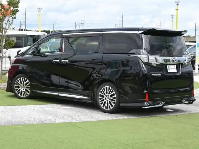 トヨタ ヴェルファイア Z Gエディション 千葉県 2016(平28)年 6.9万km ブラック モデリスタエアロ/パワーバックドア/両側パワースライドドア/9インチ純正SDナビ/地デジTV/【DVD/CD再生機能　Bluetooth接続】/バックカメラ/フリップダウンモニター/ドライブレコーダー/革巻きステアリング/ステアリングスイッチ/ステアリングヒーター/ハーフレザーシート/前席パワーシート/ETC/LEDヘッドライト/ウインカーミラー/社外マフラー/社外サスペンション/クリアランスソナー/純正18インチアルミホイル/サイド/カーテンエアバッグ/スマートキー