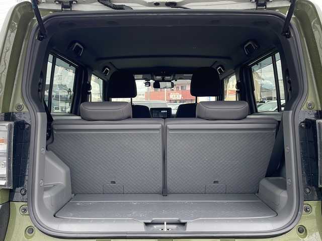 ダイハツ タフト G 三重県 2021(令3)年 3.2万km フォレストカーキメタリック プッシュスタート/社外SDナビ(AM/FM/CD/DVD/TV/BT)/フルセグTV/横滑り防止/アイドリングストップ/衝突軽減ブレーキ/コーナーセンサー/電動格納ミラー/オートライト/ステアリングスイッチ/革巻きステアリング/前方ドライブレコーダー/ETC/シートヒーター(D+N席)/社外ホイール/電動パーキング/USB入力端子1ヶ所/スペアキー/純正フロアマット/純正ドアバイザー/ガラスルーフ/LEDヘッドライト/禁煙車