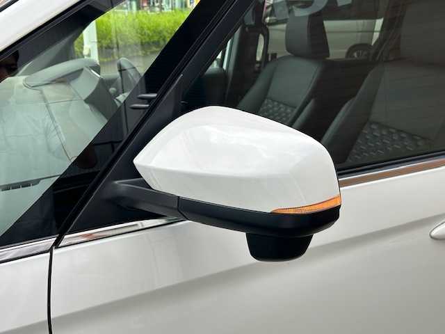 トヨタ ヴォクシー ハイブリッド S－Z 静岡県 2025(令7)年 0.3万km ホワイトパールクリスタルシャイン ワンオーナー/純正ナビ（フルセグTV・BT・FM・AM）/両側パワースライドドア/ブレーキホールド/EPD/ドライブモード/EVモード/シートヒーター/ハイブリッド/スペアキー１/アダプティブクルーズコントロール/純正アルミホイール/オートマチックハイビーム/車載音声アシスタント/デジタルインナーミラー/ウォークスルー/取扱説明書/保障証