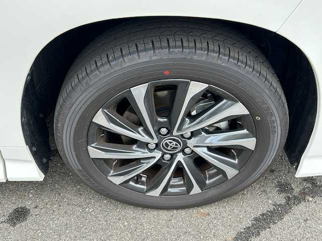 トヨタ ヴォクシー ハイブリッド S－Z 静岡県 2025(令7)年 0.3万km ホワイトパールクリスタルシャイン ワンオーナー/純正ナビ（フルセグTV・BT・FM・AM）/両側パワースライドドア/ブレーキホールド/EPD/ドライブモード/EVモード/シートヒーター/ハイブリッド/スペアキー１/アダプティブクルーズコントロール/純正アルミホイール/オートマチックハイビーム/車載音声アシスタント/デジタルインナーミラー/ウォークスルー/取扱説明書/保障証