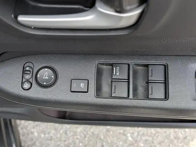 ホンダ Ｎ ＷＧＮ カスタム G 栃木県 2015(平27)年 8.9万km スマートブラック (株)IDOMが運営する【じしゃロン宇都宮店】の自社ローン対象車両になります。こちらは現金またはオートローンご利用時の価格です。自社ローンご希望の方は別途その旨お申付け下さい。/社外ナビ/(CD／DVD／Bluetooth／ワンセグTV)/バックカメラ/横滑り防止装置/アイドリングストップ/ベンチシート/オートライト/電動格納ミラー/純正　１４インチAW/プッシュスタート/スマートキー/フロアマット(社外)/スペアキー/ＡＡＣ