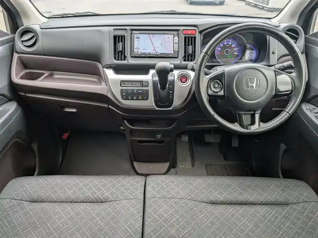 ホンダ Ｎ ＷＧＮ カスタム G 栃木県 2015(平27)年 8.9万km スマートブラック (株)IDOMが運営する【じしゃロン宇都宮店】の自社ローン対象車両になります。こちらは現金またはオートローンご利用時の価格です。自社ローンご希望の方は別途その旨お申付け下さい。/社外ナビ/(CD／DVD／Bluetooth／ワンセグTV)/バックカメラ/横滑り防止装置/アイドリングストップ/ベンチシート/オートライト/電動格納ミラー/純正　１４インチAW/プッシュスタート/スマートキー/フロアマット(社外)/スペアキー/ＡＡＣ