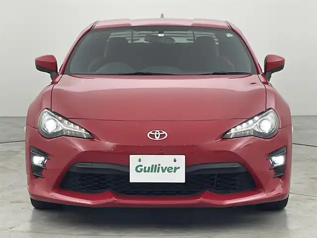 トヨタ ８６ GT 福岡県 2020(令2)年 3.9万km ピュアレッド ワンオーナー　/ＴＲＤウインドウルーバー　/純正ＳＤナビ（ＢＴ，フルセグＴＶ）　/ＥＴＣ　/クルーズコントロール　/横滑り防止装置　/プッシュスタート　/スペアキー　/純正１７インチアルミホイール　/ＬＥＤヘッドライト