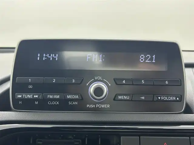 マツダ ロードスター 990S 熊本県 2022(令4)年 2.6万km スノーフレイクホワイトパールマイカ ６速ＭＴ　/バックカメラ　/後ろのみクリアランスソナー　/衝突軽減ブレーキ　/レーンキープアシスト　/横滑り防止　/ダウンヒルアシスト　/電動格納ミラー　/デジタルインナーミラー/純正フロアマット/RAYS１６インチAW/オートライト　/ＬＥＤヘッドライト/プッシュスタート/スペアキー1本/保証書　/取扱説明書
