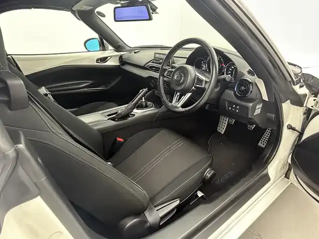 マツダ ロードスター 990S 熊本県 2022(令4)年 2.6万km スノーフレイクホワイトパールマイカ ６速ＭＴ　/バックカメラ　/後ろのみクリアランスソナー　/衝突軽減ブレーキ　/レーンキープアシスト　/横滑り防止　/ダウンヒルアシスト　/電動格納ミラー　/デジタルインナーミラー/純正フロアマット/RAYS１６インチAW/オートライト　/ＬＥＤヘッドライト/プッシュスタート/スペアキー1本/保証書　/取扱説明書