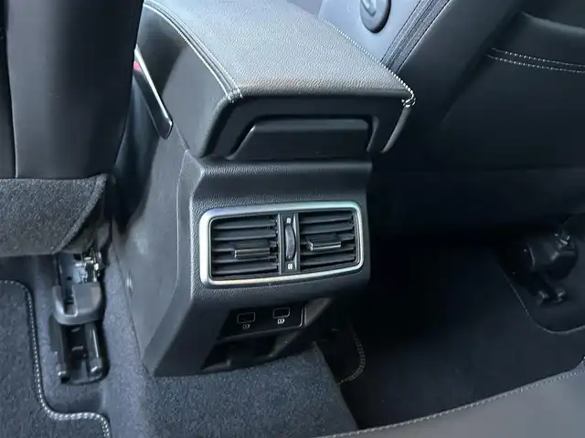 ルノー ルノー メガーヌ インテンス 茨城県 2022(令4)年 3.8万km ルージュフラムM ワンオ-ナ- /衝突軽減B /ACC /ディスプレイOD /CarPlay /BT/USB /デジタルメ-タ- /レ-ンキ-プアシスト /ブラインドスポットモニタ- /Bカメラ /パ-キングセンサ- /半革 /シ-トヒ-タ-  /アンビエントライト /ETC /純18inAW /禁煙車