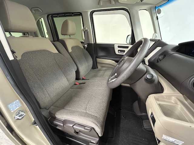 ホンダ Ｎ ＢＯＸ G L ホンダセンシング 静岡県 2019(令1)年 9.4万km プレミアムアイボリーパールⅡ (株)IDOMが運営する【じしゃロン浜松店】の自社ローン対象車両になります。こちらは現金ご利用時の価格です。自社ローンご希望の方は別途その旨お申付け下さい/社外ナビ(CN-RE05D)/フルセグTVAM/FM/CD/DVD/BT/片側パワースライド/コーナーセンサー/ベンチシート/クルーズコントロール/レーンアシスト/横滑り防止機能/衝突軽減ブレーキ/アイドリングストップ/オートライト/盗難防止装置/ETC/スペアキー