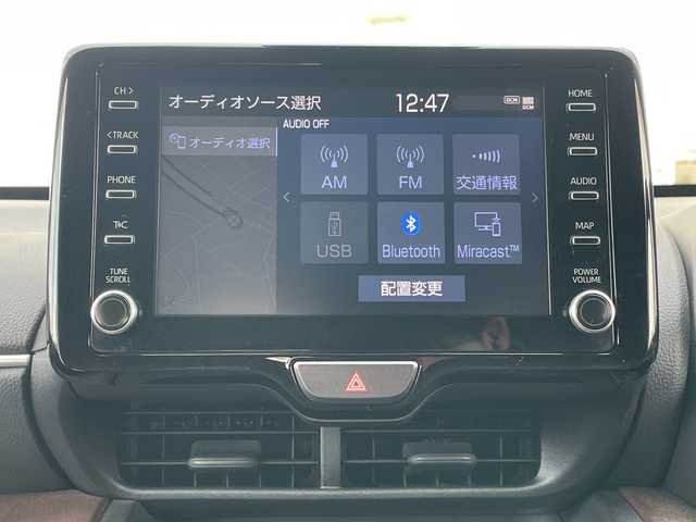 トヨタ ヤリスクロス ハイブリッド Z 青森県 2021(令3)年 1.2万km ブラックマイカ/ホワイトパールクリスタルシャイン 2トーン 4WD/純正8インチディスプレイオーディオナビ/Bluetooth・MiraCast・USB/OPパノラミックビューモニター/OPアドバンストパーク/OPパワーバックドア/OPブラインドスポットモニター/合皮コンビシート/前席シートヒーター/運転席パワーシート/セーフティセンス/プリクラッシュセーフティ/レーダークルーズコントロール/レーントレーシングアシスト/オートマチックハイビーム/インテリジェントクリアランスソナー/前後ドライブレコーダー/ビルトインETC/LEDヘッドライト/オートライト/純正18インチアルミ