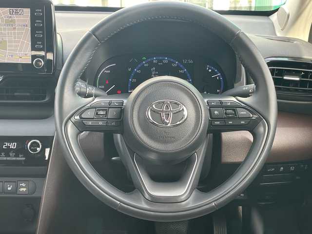 トヨタ ヤリスクロス ハイブリッド Z 青森県 2021(令3)年 1.2万km ブラックマイカ/ホワイトパールクリスタルシャイン 2トーン 4WD/純正8インチディスプレイオーディオナビ/Bluetooth・MiraCast・USB/OPパノラミックビューモニター/OPアドバンストパーク/OPパワーバックドア/OPブラインドスポットモニター/合皮コンビシート/前席シートヒーター/運転席パワーシート/セーフティセンス/プリクラッシュセーフティ/レーダークルーズコントロール/レーントレーシングアシスト/オートマチックハイビーム/インテリジェントクリアランスソナー/前後ドライブレコーダー/ビルトインETC/LEDヘッドライト/オートライト/純正18インチアルミ