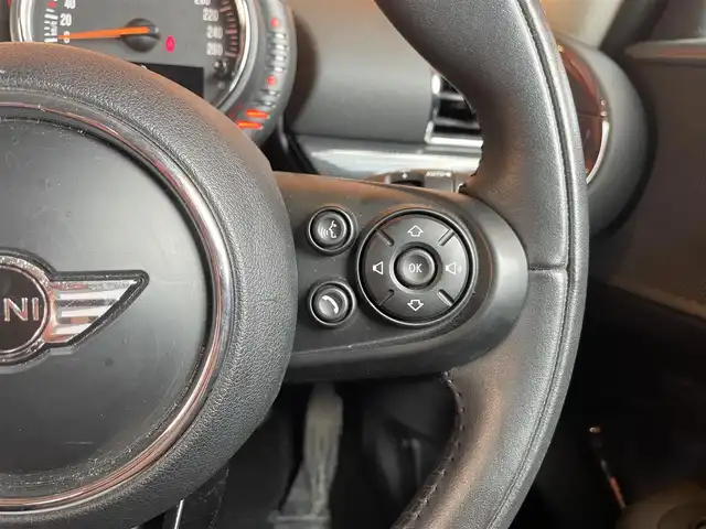 ＭＩＮＩ ミニ クラブマン クーパーD 愛知県 2016(平28)年 7.4万km ピュアバーガンディー インディゴブルーレザーシート　/シートヒーター　/パワーシート　/フットトランクオープナー　/ナビ　/ＴＶ　/Ｂｌｕｅｔｏｏｔｈ　/バックカメラ　/クルーズコントロール　/ＬＥＤヘッドライト　/パークディスタンス　/ＥＴＣ