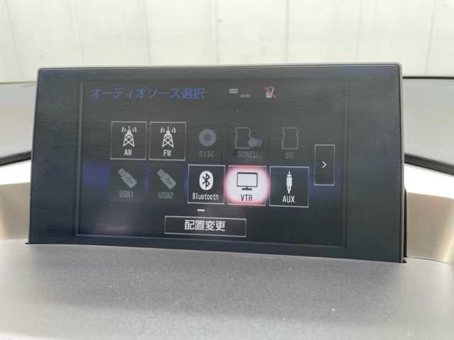レクサス ＮＸ 200t Fスポーツ 東京都 2015(平27)年 9.1万km ソニックチタニウム 純正メモリーナビ/・CD/DVD/BR/ラジオ/BT/USB/AUX/フルセグYV/サイド/バックカメラ/レザーシート/前席パワーシート（D席メモリー付）/前席シートヒーター/エアシート/レーダークルーズコントロール/車線逸脱警報/前後クリアランスソナー/プリクラッシュセーフティシステム/純正18インチAW/ビルトインETC/パドルシフト付ステアリング/ステアリングヒーター/プッシュEgスタート/ストップ/スマートキー×2/カードキー×1/純正LEDヘッドライト/フォグランプ/ターンランプ付電動格納ドアミラー/純正フロアマット/取扱説明書/ナビ取扱説明書/新車時保証書
