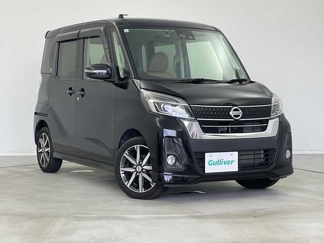 日産 デイズ ルークス HWS X Vセレクション 新潟県 2017(平29)年 4.3万km ブラック ディーラー純正メモリナビ/(CD.DVD.SD.フルセグ.Bluetooth)/アラウンドビューモニター/エマージェンシーブレーキ/両側パワースライドドア/LEDオートライト/オートマチックハイビーム/フォグランプ/ドライブレコーダー/ハーフレザーシート/ETC/プッシュスタート/スマートキー/純正フロアマット