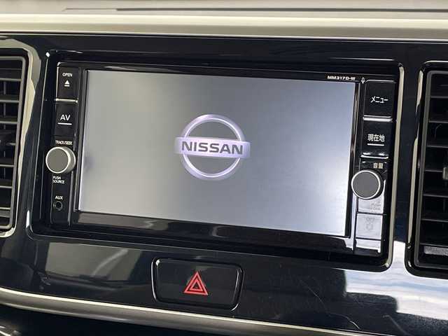 日産 デイズ ルークス HWS X Vセレクション 新潟県 2017(平29)年 4.3万km ブラック ディーラー純正メモリナビ/(CD.DVD.SD.フルセグ.Bluetooth)/アラウンドビューモニター/エマージェンシーブレーキ/両側パワースライドドア/LEDオートライト/オートマチックハイビーム/フォグランプ/ドライブレコーダー/ハーフレザーシート/ETC/プッシュスタート/スマートキー/純正フロアマット