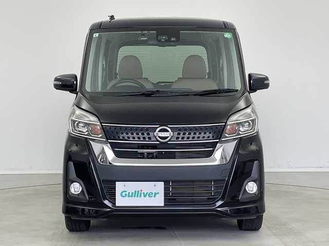 日産 デイズ ルークス HWS X Vセレクション 新潟県 2017(平29)年 4.3万km ブラック ディーラー純正メモリナビ/(CD.DVD.SD.フルセグ.Bluetooth)/アラウンドビューモニター/エマージェンシーブレーキ/両側パワースライドドア/LEDオートライト/オートマチックハイビーム/フォグランプ/ドライブレコーダー/ハーフレザーシート/ETC/プッシュスタート/スマートキー/純正フロアマット