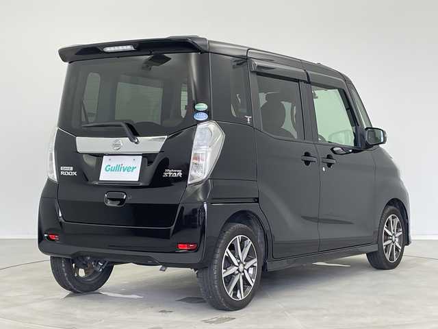 日産 デイズ ルークス HWS X Vセレクション 新潟県 2017(平29)年 4.3万km ブラック ディーラー純正メモリナビ/(CD.DVD.SD.フルセグ.Bluetooth)/アラウンドビューモニター/エマージェンシーブレーキ/両側パワースライドドア/LEDオートライト/オートマチックハイビーム/フォグランプ/ドライブレコーダー/ハーフレザーシート/ETC/プッシュスタート/スマートキー/純正フロアマット