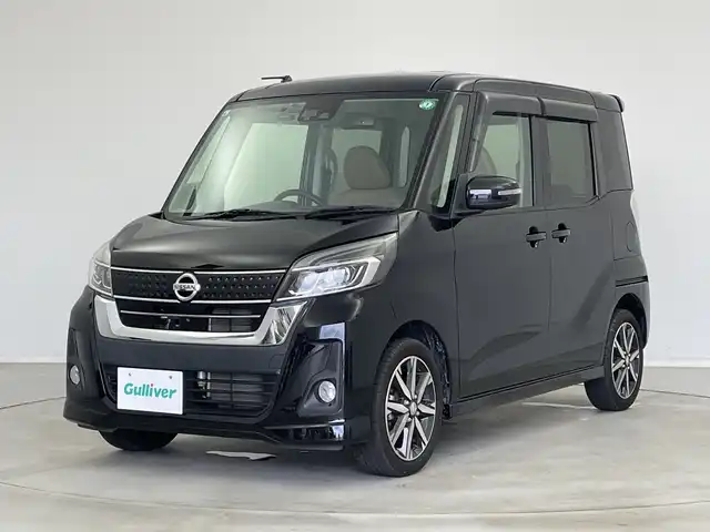 日産 デイズ ルークス HWS X Vセレクション 新潟県 2017(平29)年 4.3万km ブラック ディーラー純正メモリナビ/(CD.DVD.SD.フルセグ.Bluetooth)/アラウンドビューモニター/エマージェンシーブレーキ/両側パワースライドドア/LEDオートライト/オートマチックハイビーム/フォグランプ/ドライブレコーダー/ハーフレザーシート/ETC/プッシュスタート/スマートキー/純正フロアマット