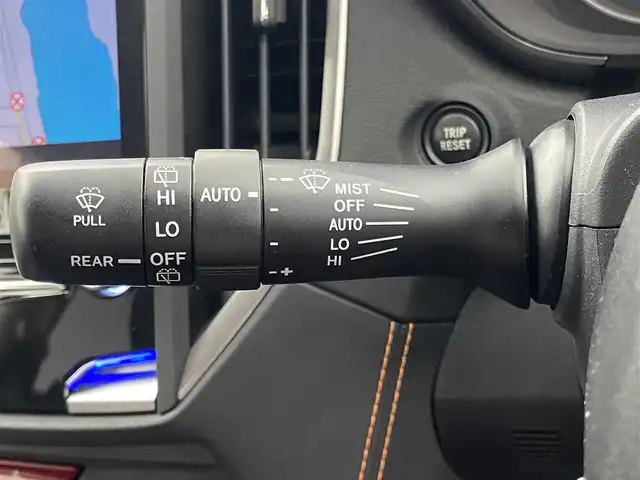 スバル インプレッサ ＸＶ 2．0i－L アイサイト 福井県 2018(平30)年 5.3万km クリスタルブラックシリカ ４WD/純正８インチナビ/CD/DVD/Blu-ray/フルセグTV/Bluetooth/SD/AM_FM/サイド/バックカメラ/アイサイト /・プリクラッシュセーフティ/・追従機能付クルーズコントロール/・AT誤発進抑制制御/・車線逸脱警報/・ふらつき警報/・先行車発進お知らせ機能/ビルトインETC２．０/純正ドライブレコーダー/オートライト /F/Rフォグランプ/ライトレベライザー /コーナーセンサー/ルーフレール/革巻きステアリング/ステアリングリモコン/ステアリングチルド機構