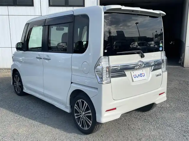 ダイハツ タント カスタム RS 神奈川県 2015(平27)年 7.9万km パールホワイトⅢ (株)IDOMが運営する【じしゃロン秦野店】の自社ローン専用車両になります。こちらは現金またはオートローンご利用時の価格です。自社ローンご希望の方は別途その旨お申付け下さい/純正ＳＤナビ／Ｂｌｕｅｔｏｏｔｈ／フルセグＴＶ／ＣＤ／ＤＶＤ／ＡＵＸ/バックカメラ/ＥＴＣ/両側パワースライドドア/スマートキー/プッシュエンジンスタート/オートライト/HIDヘッドライト/純正フロアマット/純正アルミホイール