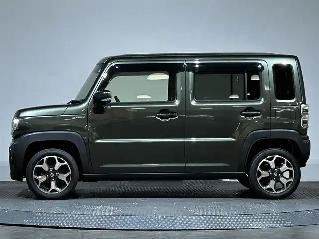 スズキ ハスラー HYBRID X 愛媛県 2021(令3)年 1.9万km クールカーキPM ・純正ナビ/(フルセグ/CD/DVD/BT)/・スズキセーフティサポート/・全周囲カメラ/・D/N席シートヒーター/・ビルトインETC/・純正15インチアルミホイール/・純正フロアマット/・フォグランプ/・ステアリングリモコン/・ドアバイザー/・取扱説明書/・保証書