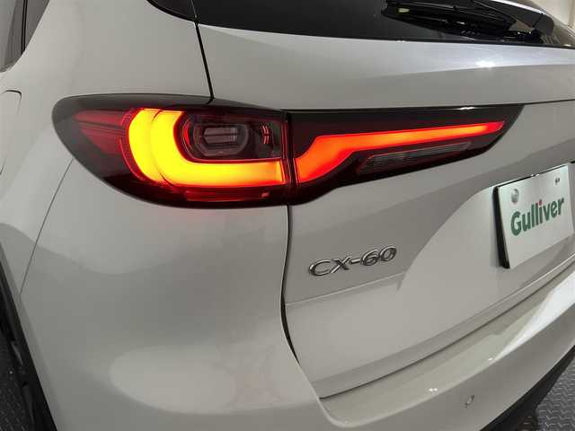 マツダ ＣＸ－６０ XD Sパッケージ 愛媛県 2023(令5)年 3.1万km ロジウムホワイトプレミアムメタリック セーフティクルーズパッケージ/シースルービューパッケージ/純正ナビ/フルセグTV/Bluetooth/AM/FM/AppleCarPlay/AndroidAuto/全方位カメラ/レーダークルーズコントロール/レーンキープアシスト/パドルシフト/前後ドライブレコーダー/ETC/前席シートヒーター/ステアリングヒーター/D席パワーシート/純正ゴムマット/スペアキーX1/保証書/取扱説明書