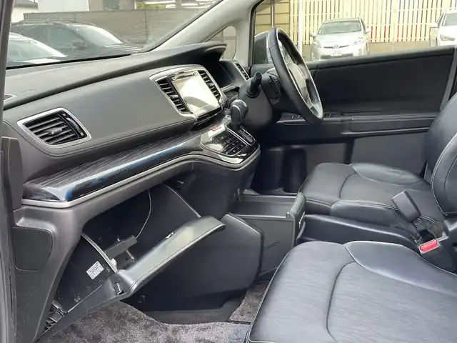ホンダ オデッセイ アブソルート EX 愛知県 2014(平26)年 14.3万km プレミアムヴィーナスブラックP (株)IDOMが運営する【じしゃロン名古屋鳴海店】の自社ローン専用車両になりますこちらは現金またはオートローンご利用時の価格です。自社ローンご希望の方は別途その旨お申付け下さい/純正ナビ/後席モニター/パワーシート/ハーフレザーシート/両側パワースライドドア/衝突軽減ブレーキ