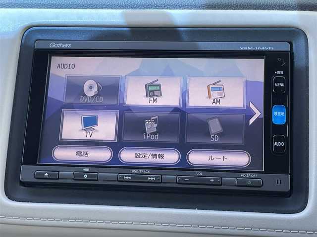 ホンダ ヴェゼル ハイブリッド Z スタイルED 宮崎県 2015(平27)年 7万km プレミアムクリスタルレッドM 純正ナビ/メモリナビ/Bluetooth接続/フルセグテレビ/バックカメラ/ETC/アイドリングストップ/純正17インチアルミ/シートヒーター/プッシュスタート