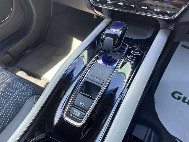 ホンダ ヴェゼル ハイブリッド Z スタイルED 宮崎県 2015(平27)年 7万km プレミアムクリスタルレッドM 純正ナビ/メモリナビ/Bluetooth接続/フルセグテレビ/バックカメラ/ETC/アイドリングストップ/純正17インチアルミ/シートヒーター/プッシュスタート