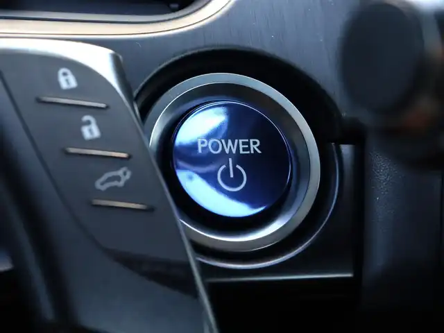 レクサス ＵＸ 250h バージョンL 長野県 2019(平31)年 5万km グラファイトブラックガラスフレーク ４WD/ヘッドアップディスプレイ/ステアリングヒーター/白革シート/ベンチレーション/シートヒーター/パワーシート/レーダークルーズコントロール/プリクラッシュセーフティ/レーンキープアシスト/ブラインドスポットモニター/純正ナビゲーション/フルセグTV/全方位カメラ/純正ドライブレコーダー/パワーバックドア/LEDヘッドライト/ETC/保証書・取説・スペアキーx2