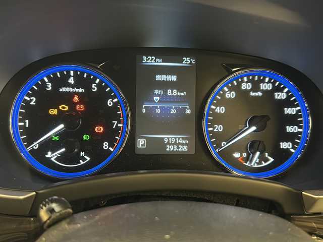 日産 エルグランド 岐阜県 2018(平30)年 9.2万km ブリリアントホワイトパール 純正ナビゲーション/フリップダウンモニター/両側パワースライドドア/バックモニター/フルセグテレビ/Bluetooth/Blu-ray再生/CD再生/ETC/ドライブレコーダー/プッシュスタート/スマートキー/純正フロアマット/純正アルミホイール/LEDヘッドライト/オートライト/コーナーセンサー