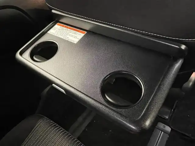 トヨタ ヴォクシー ZS 煌 千葉県 2018(平30)年 4.1万km ホワイトパールクリスタルシャイン 純正10インチメモリナビ /バックカメラ /Bluetooth接続あり /フルセグTV /CD再生あり /ビルドインETC /両側パワースライドドア /衝突被害軽減ブレーキ /クルーズコントロール /オートライト/純正アルミホイール/社外フロアマット