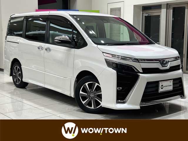 トヨタ ヴォクシー ZS 煌 埼玉県 2018(平30)年 4.1万km ホワイトパールクリスタルシャイン トヨタセーフティセンス/純正10インチナビ /　　CD/DVD/BT/フルセグTV/バックカメラ/両側パワースライドドア/クルーズコントロール/LEDオートライト/純正16インチAW/ステアリングスイッチ/アイドリングストップ/プッシュスタート/ETC/禁煙車