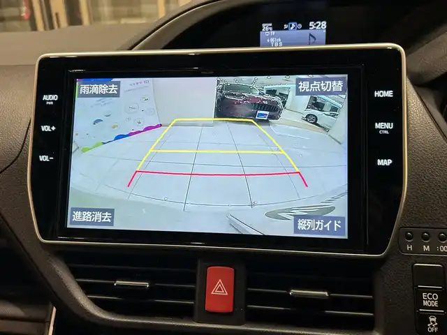 トヨタ ヴォクシー ZS 煌 埼玉県 2018(平30)年 4.1万km ホワイトパールクリスタルシャイン トヨタセーフティセンス/純正10インチナビ /　　CD/DVD/BT/フルセグTV/バックカメラ/両側パワースライドドア/クルーズコントロール/LEDオートライト/純正16インチAW/ステアリングスイッチ/アイドリングストップ/プッシュスタート/ETC/禁煙車
