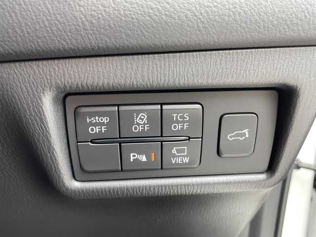 マツダ ＣＸ－５ XD プロアクティブ 岡山県 2022(令4)年 3.4万km スノーフレイクホワイトパールマイカ PRO-XROSS　STYLE　スキッドプレート付き/サイドガーニッシュセット　シルバーモール付き/マツダコネクトナビ/FM、AM、USB、Bluetooth、フルセグTV/Apple　Carplay、Android　Auto/全方位カメラ/レーダークルーズコントロール/純正ETC/純正ドライブレコーダー【前後】/パワーシート【D席】/運転席メモリーシート/パドルシフト/ステアリングヒーター/シートヒーター【D＋N席】/電動リアゲート/プッシュスタート/スペアキー1本/純正フロアマット/純正アルミホイール/LEDヘッドライト/パドルシフト/ステアリングヒーター/コーナーセンサー【前後】/レーンキープアシスト/盗難防止装置/衝突被害軽減システム/エアバック【W＋サイド＋カーテン】/ウインカーミラー/ドアバイザー/取扱説明書