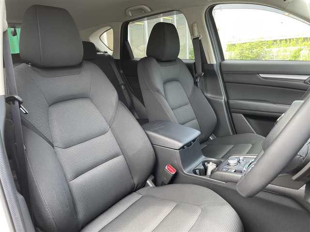 マツダ ＣＸ－５ XD プロアクティブ 岡山県 2022(令4)年 3.4万km スノーフレイクホワイトパールマイカ PRO-XROSS　STYLE　スキッドプレート付き/サイドガーニッシュセット　シルバーモール付き/マツダコネクトナビ/FM、AM、USB、Bluetooth、フルセグTV/Apple　Carplay、Android　Auto/全方位カメラ/レーダークルーズコントロール/純正ETC/純正ドライブレコーダー【前後】/パワーシート【D席】/運転席メモリーシート/パドルシフト/ステアリングヒーター/シートヒーター【D＋N席】/電動リアゲート/プッシュスタート/スペアキー1本/純正フロアマット/純正アルミホイール/LEDヘッドライト/パドルシフト/ステアリングヒーター/コーナーセンサー【前後】/レーンキープアシスト/盗難防止装置/衝突被害軽減システム/エアバック【W＋サイド＋カーテン】/ウインカーミラー/ドアバイザー/取扱説明書