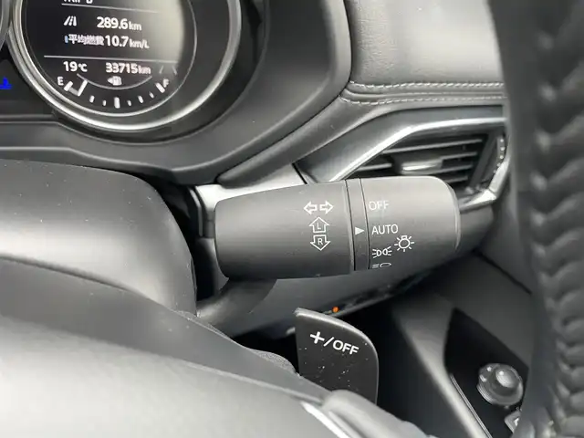 マツダ ＣＸ－５ XD プロアクティブ 熊本県 2022(令4)年 3.4万km スノーフレイクホワイトパールマイカ PRO-XROSS STYLE/プッシュスタート/純正10.25インチナビ/全方位カメラ/ETC/純正17インチAW/レーダークルーズ/パドルシフト/パワーバックドア/右前席パワーシート/前席シートヒーター/ステアリングヒーター/LEDヘッドライト/オートライト/ワイヤレス充電（Qi）/前後コーナーセンサー/横滑り防止装置/ウィンカーミラー/純正フロアマット/純正ドアバイザー/新車保証書/取扱説明書