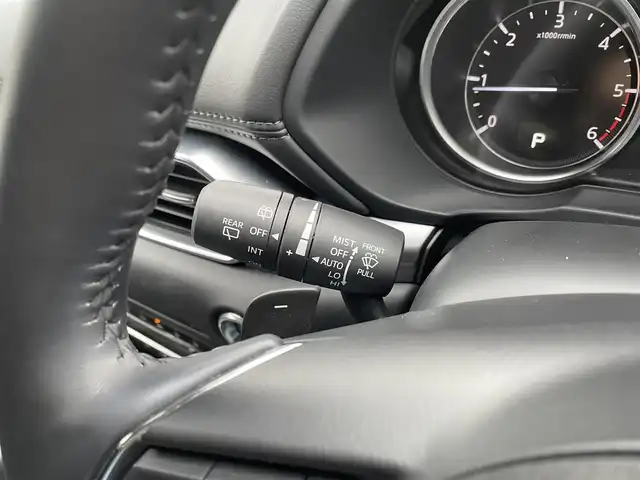 マツダ ＣＸ－５ XD プロアクティブ 熊本県 2022(令4)年 3.4万km スノーフレイクホワイトパールマイカ PRO-XROSS STYLE/プッシュスタート/純正10.25インチナビ/全方位カメラ/ETC/純正17インチAW/レーダークルーズ/パドルシフト/パワーバックドア/右前席パワーシート/前席シートヒーター/ステアリングヒーター/LEDヘッドライト/オートライト/ワイヤレス充電（Qi）/前後コーナーセンサー/横滑り防止装置/ウィンカーミラー/純正フロアマット/純正ドアバイザー/新車保証書/取扱説明書