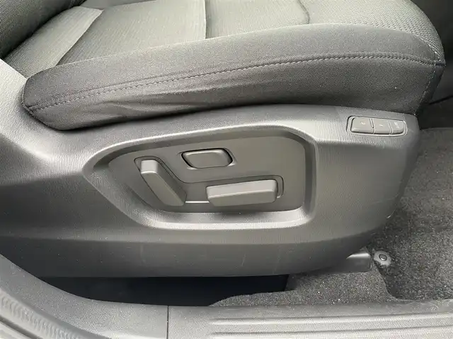 マツダ ＣＸ－５ XD プロアクティブ 熊本県 2022(令4)年 3.4万km スノーフレイクホワイトパールマイカ PRO-XROSS STYLE/プッシュスタート/純正10.25インチナビ/全方位カメラ/ETC/純正17インチAW/レーダークルーズ/パドルシフト/パワーバックドア/右前席パワーシート/前席シートヒーター/ステアリングヒーター/LEDヘッドライト/オートライト/ワイヤレス充電（Qi）/前後コーナーセンサー/横滑り防止装置/ウィンカーミラー/純正フロアマット/純正ドアバイザー/新車保証書/取扱説明書