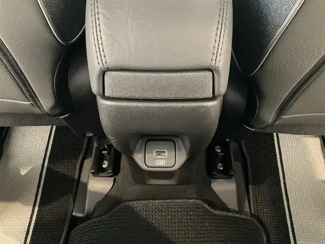 フィアット ５００Ｘ クロス 熊本県 2022(令4)年 1.3万km BIANCO GHIACCIO ・スマートキー/・プッシュスタート/・レーンアシスト/・パークアシスト/・クルーズコントロール(追従式)/・ハーフレザーシート/・前席パワーシート/・前席シートヒーター /・社外メモリナビ/　【DVD・Bluetooth・SD・USB・HDMI・MSV】/・フルセグTV/・バックカメラ/・フォグランプ/・純正マット