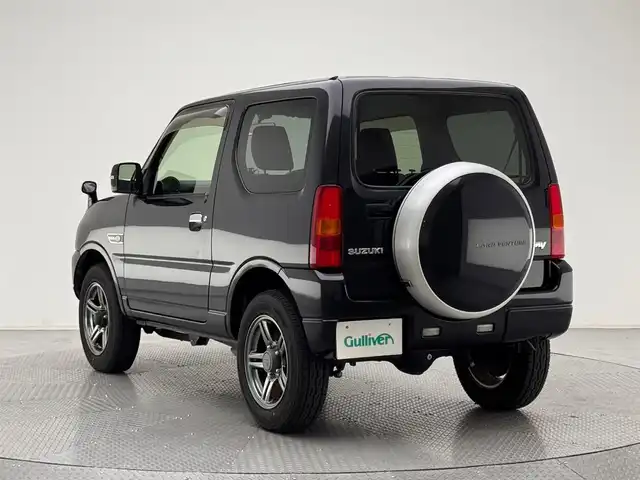 スズキ ジムニー ランドベンチャー 兵庫県 2016(平28)年 5.7万km ブルーイッシュブラックパール3 社外ナビ（ＤＶＤ／ＳＤ／ＢＴ／ワンセグ）/純正ＡＷ16インチ/純正フロアマット/シートヒーター（Ｄ席）/合皮シート/背面タイヤ/４ＷＤ/フォグランプ/電動格納ミラー/ウインカーミラー