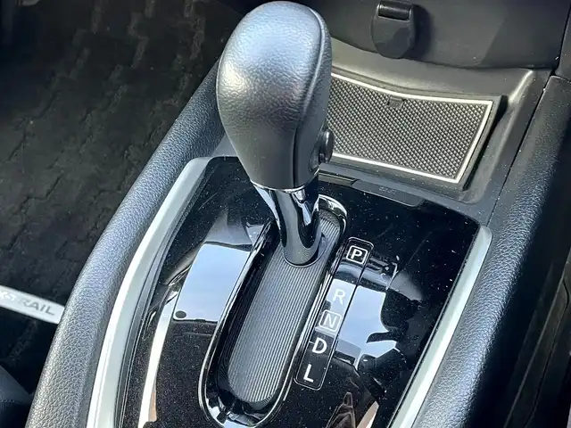 日産 エクストレイル 20X エマージェンシーブレーキ 群馬県 2016(平28)年 7.2万km ダイヤモンドブラック 4WD/ワンオーナー/純正9型ナビ(MM516D-L)/CD・DVD・BT・フルセグ/バックカメラ/ビルトインETC/前席シートヒーター/横滑り防止装置/レーンキープアシスト/衝突軽減ブレーキ/アイドリングストップ/LEDヘッドランプ/純正アルミホイール/純正フロアマット/取説・保証書/スマートキー×2