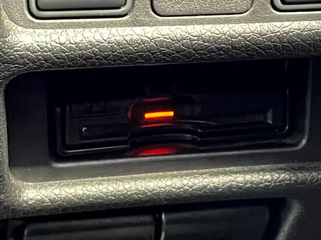 日産 エクストレイル 20X エマージェンシーブレーキ 群馬県 2016(平28)年 7.2万km ダイヤモンドブラック 4WD/ワンオーナー/純正9型ナビ(MM516D-L)/CD・DVD・BT・フルセグ/バックカメラ/ビルトインETC/前席シートヒーター/横滑り防止装置/レーンキープアシスト/衝突軽減ブレーキ/アイドリングストップ/LEDヘッドランプ/純正アルミホイール/純正フロアマット/取説・保証書/スマートキー×2