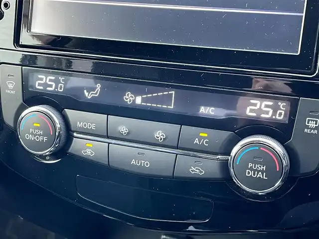 日産 エクストレイル 20X エマージェンシーブレーキ 群馬県 2016(平28)年 7.2万km ダイヤモンドブラック 4WD/ワンオーナー/純正9型ナビ(MM516D-L)/CD・DVD・BT・フルセグ/バックカメラ/ビルトインETC/前席シートヒーター/横滑り防止装置/レーンキープアシスト/衝突軽減ブレーキ/アイドリングストップ/LEDヘッドランプ/純正アルミホイール/純正フロアマット/取説・保証書/スマートキー×2