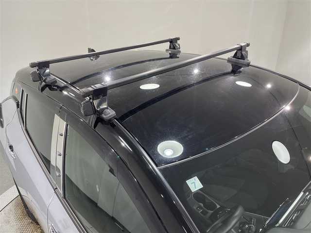 日産 リーフ X Vセレクション 福岡県 2023(令5)年 2万km ステルスグレー/スーパーブラック 純正メモリナビ/・AM/FM/Bluetooth/・フルセグテレビ/プロパイロット/・インテリジェントクルーズコントロール/・後側方衝突防止支援システム/・車線逸脱防止システム/衝突軽減システム/後退時車両検知警報/全方位カメラ/ふらつき警報/即充電スイッチ/充電ポートリッドオープナーススイッチ/ビルトインETC2.0/ドライブレコーダー/ステアリングヒーター/シートヒーター（D席+N席）/LEDヘッドライト/純正17インチアルミホイル/オートエアコン/オートライト/プッシュスタートボタン/スマートキー/電格ミラー/純正フロアマット/保証書/取扱説明書