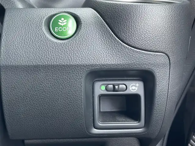 ホンダ Ｎ ＢＯＸ スラッシュ X 島根県 2015(平27)年 8.2万km スマートブラック CTBA/純正ナビ/CD/DVD/DTV/Bluetooth/バックカメラ/シートヒーター /クルーズコントロール/ステアリングスイッチ/ステアリングヒーター/サウンドマッピングシステム/ストリートロッドスタイルパッケージ/カラードディッシュホイール（黒14SPホイール）/スマートキー/スペアキー /プッシュスタート /HIDオートライト/純正フロアマット/ドアバイザー/ETC