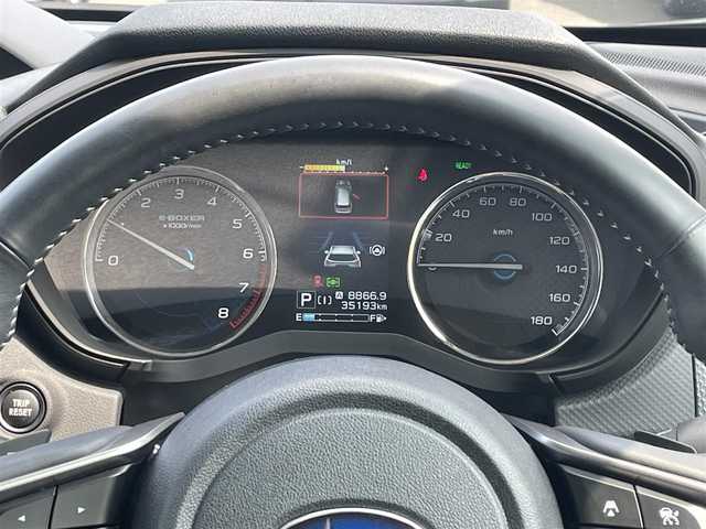 スバル フォレスター ハイブリッド アドバンス 岡山県 2022(令4)年 3.5万km クリスタルブラックシリカ DIATONEサウンド8インチナビ/フルセグTV、CD、DVD、Bluetooth、AM、FM/バックカメラ/純正前方ドライブレコーダー/スマートルームミラー/パワーバックドア/パドルシフト/ドライバーモニタリング/運転席メモリーシート/ステアリングヒーター/前席シートヒーター/ETC/プリクラッシュブレーキ/全車速追従機能付きクルーズコントロール/AT誤発進抑制制御＆AT誤後進抑制制御/車線逸脱抑制制御/ふらつき警報
